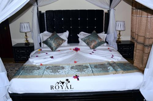 WhatsApp-Image-2023-11-11-at-4.04.52-PM-1